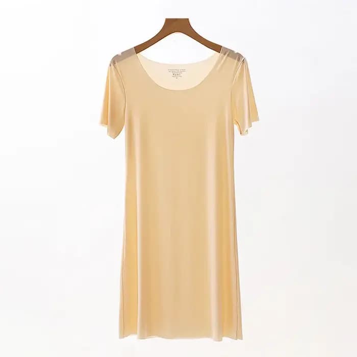 Robe de nuit en satin de soie pour femme