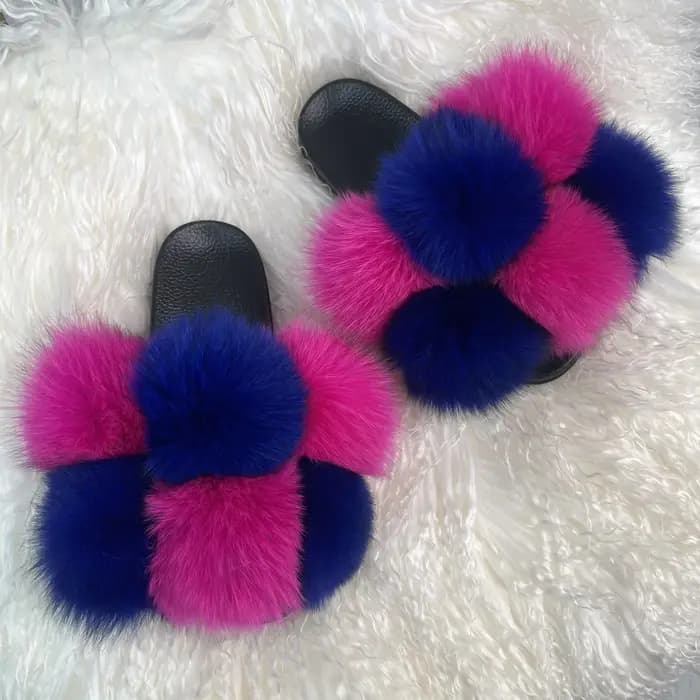 Claquettes moelleuses pour femmes avec pompon en fourrure