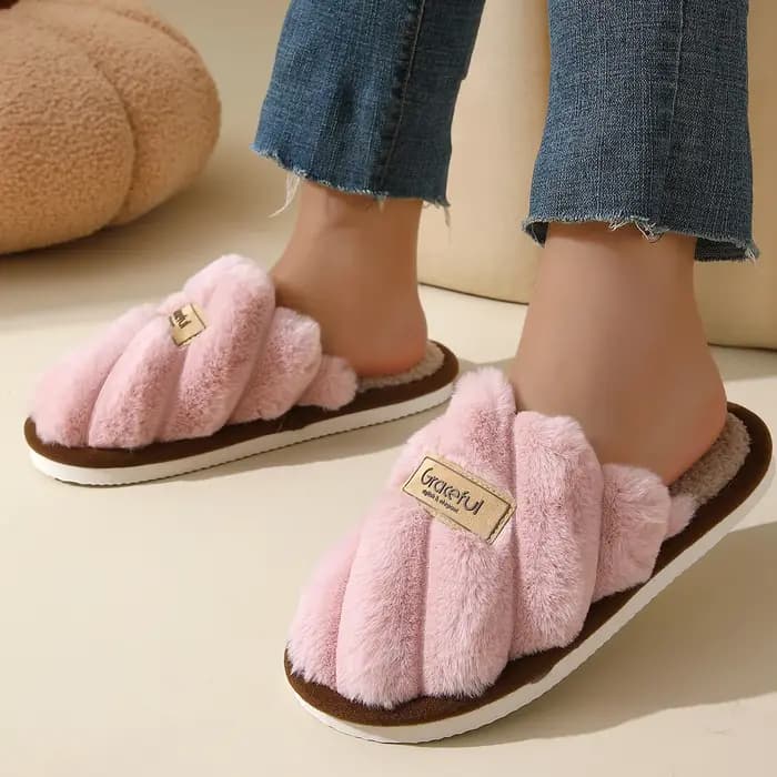 Pantoufles chaudes d'hiver en peluche pour femmes, chaussures souples antidérapantes, confortables, talon plat, pantoufles d'intérieur pour chambre à coucher, chaussures de maison pour Couple