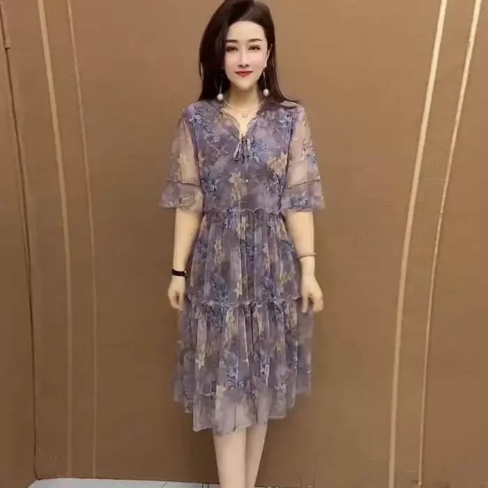 Robe d'été bohème à imprimé floral vert avec manches bouffantes