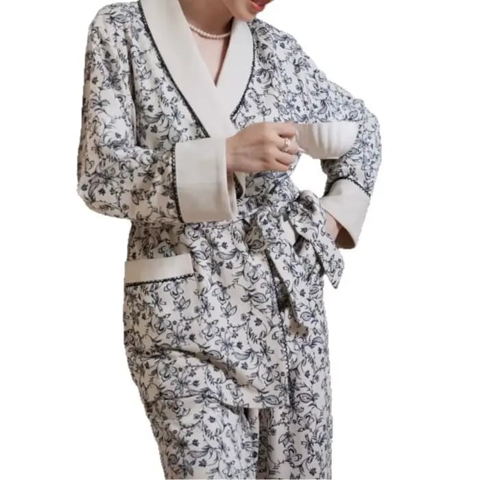 Pyjama de luxe en velours pour femme