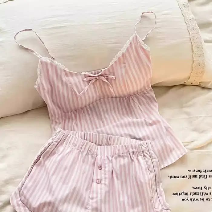 Ensemble pyjama rose rayé avec nœud papillon pour fille