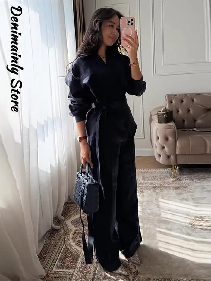 Ensemble Bohème Femme : Haut à Bretelles Perlé et Jupe Courte Asymétrique en Satin Dos Nu – Collecti