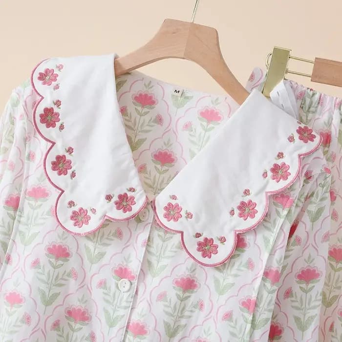 Pyjama femme en gaze double couche pur coton beige style pastoral motif floral pour grossesse allaitement et automne