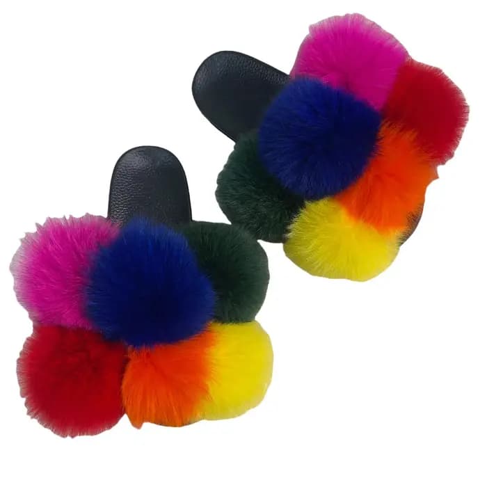 Claquettes moelleuses pour femmes avec pompon en fourrure