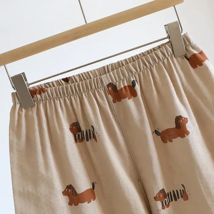 Nouveau 2026 pyjamas pour femmes hommes Couple coton teckel imprimé salon vêtements de nuit à manches courtes Shorts pyjama ample ensemble saucisse 51090