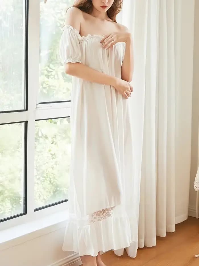 Chemise de nuit blanche à volants en coton pour femmes