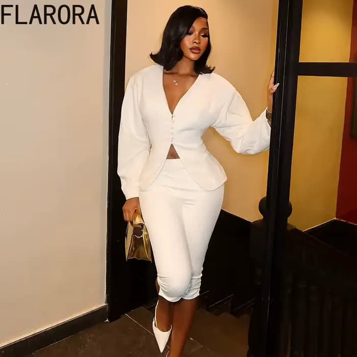 FLARORA élégant mode 2 pièces ensembles femme couleur unie col en v à manches longues Blazer et Capri pantalon bureau dame correspondant vêtements