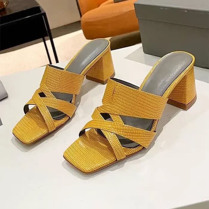 Pantoufles en cuir véritable à bout carré pour femmes