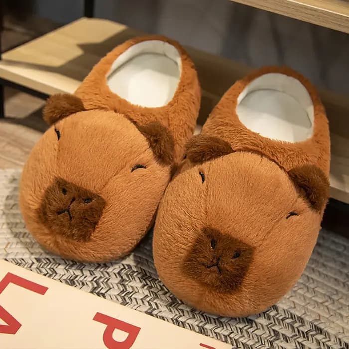 Capybara pantoufles en peluche dessin animé Capibara chaussures en coton animaux mignons pantoufle femmes hommes cadeaux d'anniversaire