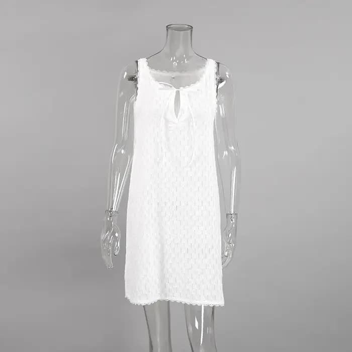 Robe de nuit blanche en coton soyeux pour femmes