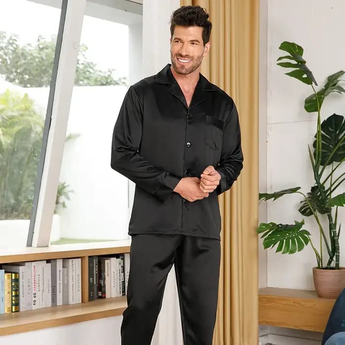 Pyjama noir costume hommes Satin maison vêtements à manches longues chemise et pantalon 2 pièces