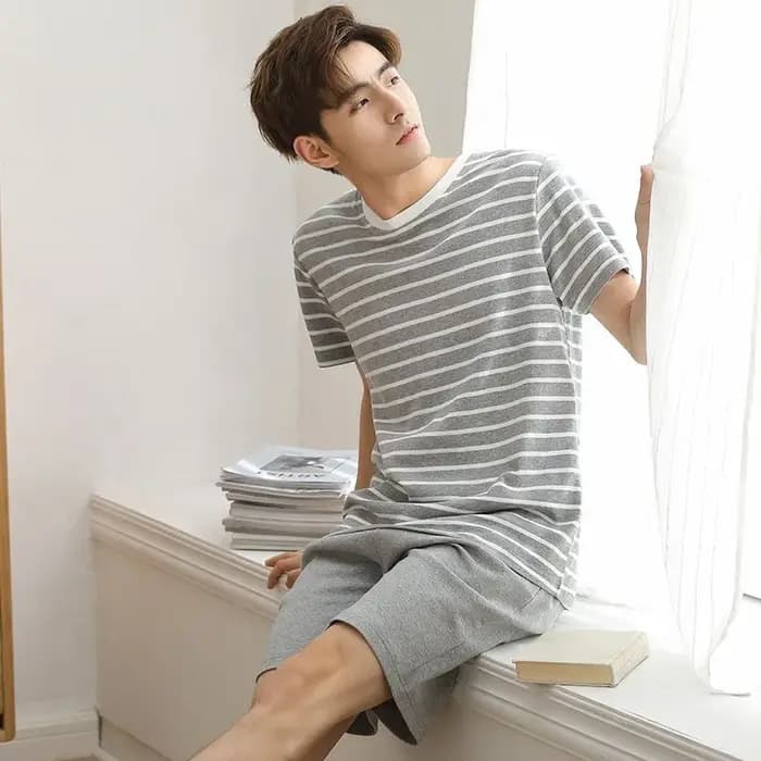 Ensemble pyjama d'été pour hommes: haut à manches courtes et Short, Style étudiant jeune avec rayure