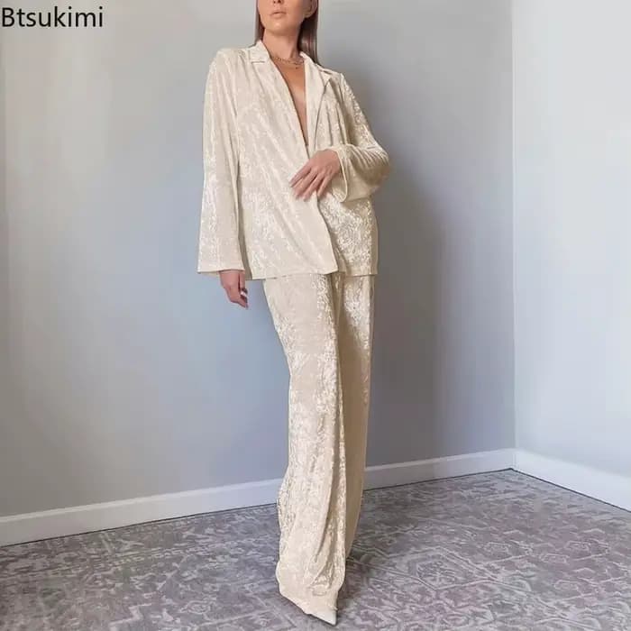 Nouveau velours Beige 2 pièces ensembles de vêtements de maison hiver hauts à manches longues et pantalons taille haute