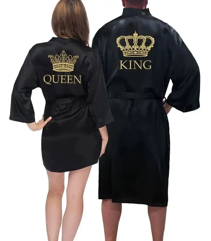 Ensemble de robes en satin King and Queen pour couples