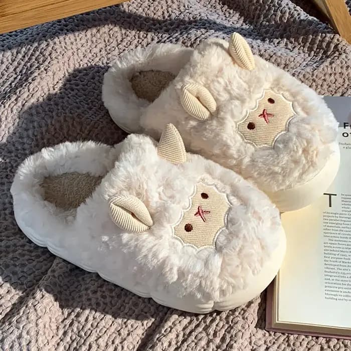 Pantoufles moelleuses en forme de mouton pour hommes et femmes
