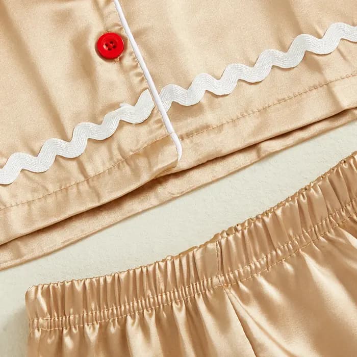 Pyjama en pain d'épice pour enfants en bas âge