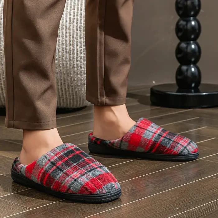 Chaussons d'intérieur en feutre doux à carreaux pour hommes