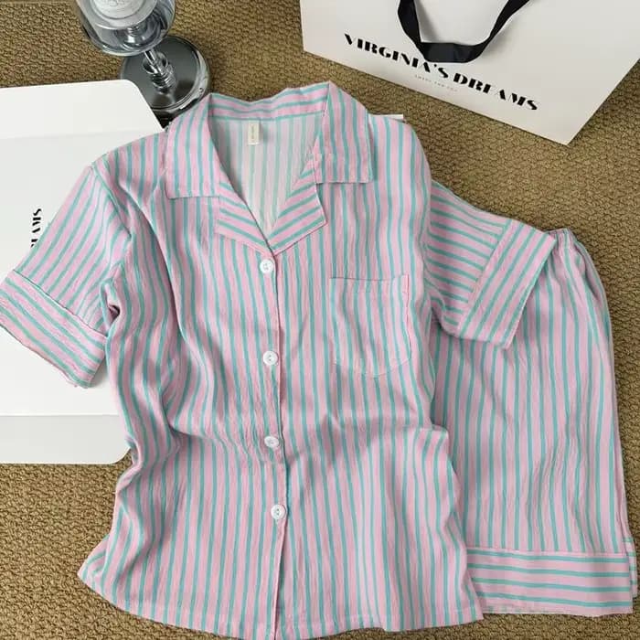 Nouveaux pyjamas rayés pour femmes