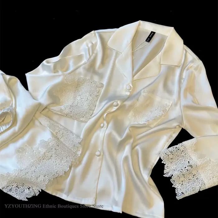 Ensemble de pyjama en dentelle de satin blanc pour femme
