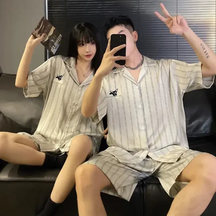 Couple pyjamas été glace soie dessin animé étudiant grande taille grande taille 00.00kg mince été hommes et femmes Homewear pijama mujer