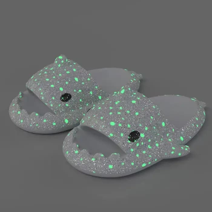 Pantoufles de requin lumineuses de noël pour femmes et hommes, sandales antidérapantes d'intérieur d