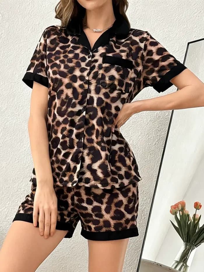 Pyjama pour femmes, ensemble de vêtements de détente imprimés floraux élégants