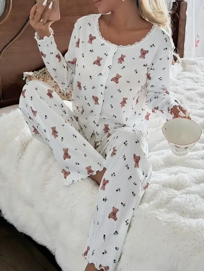 Ensemble de pyjama imprimé ours mignon pour femme, avec cardigan boutonné à volants, haut à manches