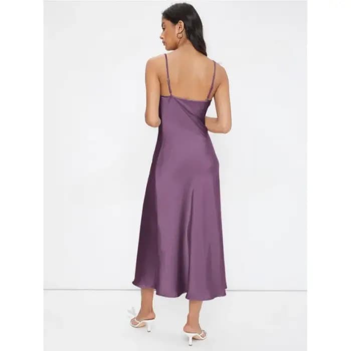 Robe longue en satin sexy pour femme avec encolure drapée