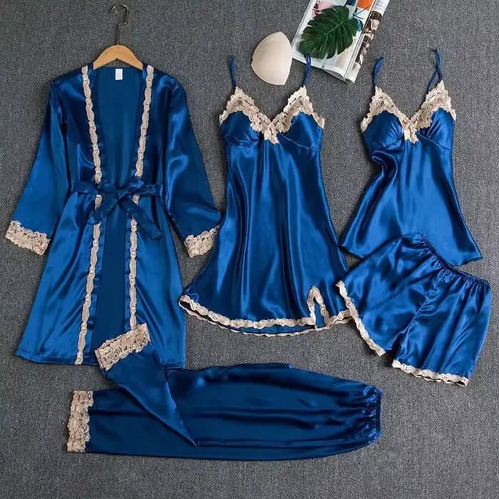 Ensemble pyjama cinq pièces avec coussinets de soutien-gorge