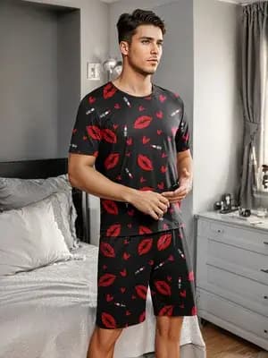 Ensemble de pyjama pour hommes avec motifs de cœurs