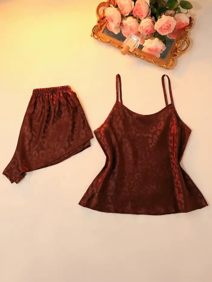 Ensemble pyjama élégant à imprimé léopard marron pour femmes