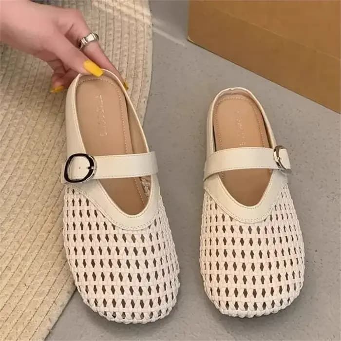Baotou demi pantoufles 2025 été nouvelles chaussures maille respirant et confortable fond plat tissage évider Boken
