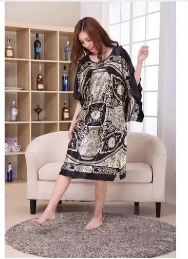 Robe de nuit en satin noir à imprimé fantaisie pour femme, caftan, peignoir, tenue d'intérieur d'été, grande taille 6XL