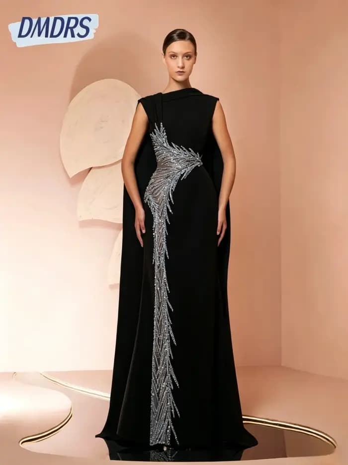Robe de soirée en crêpe bleue avec broderie et longue écharpe découpée charmante droite perlée paill