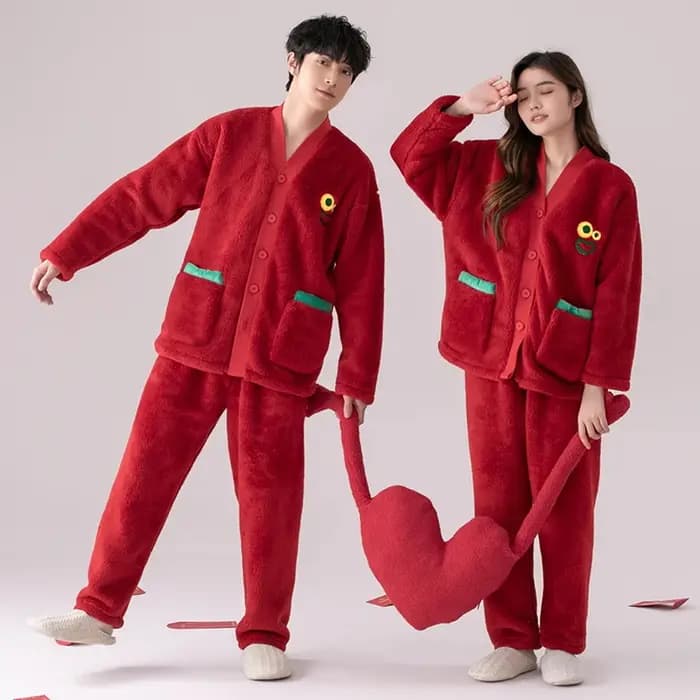 Ensemble de pyjama à col en V solide pour couple