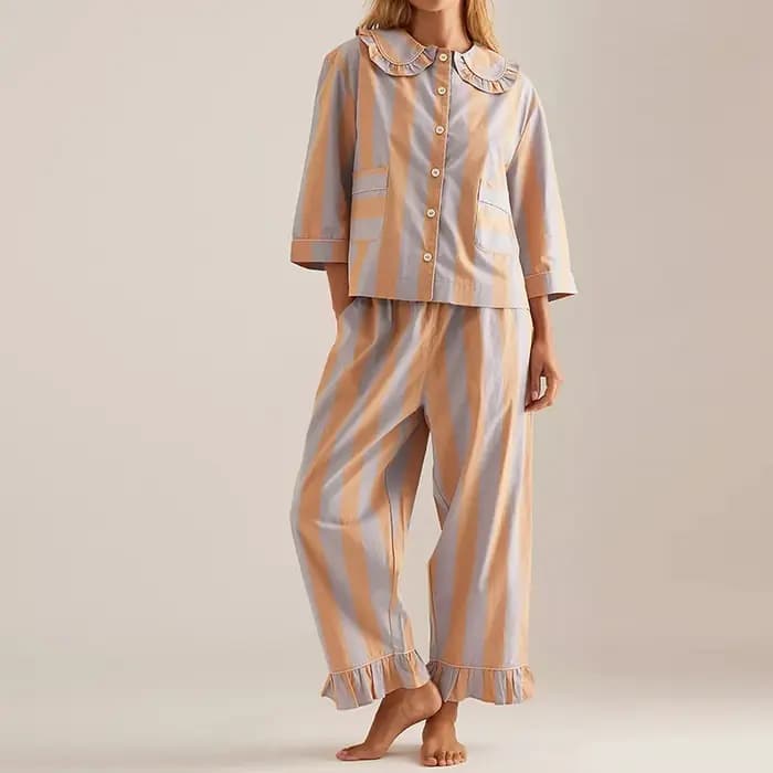 Ensemble pyjama rayé pour femmes