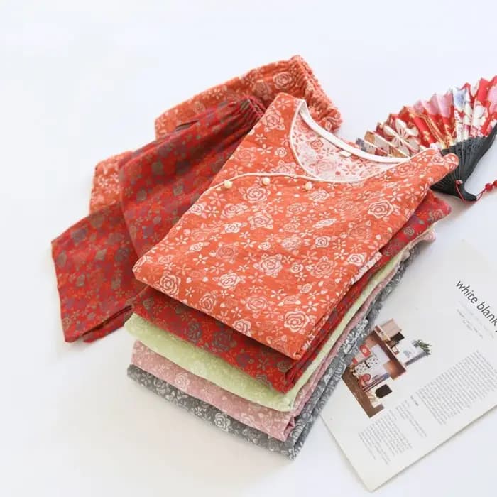 Pyjama en fil de coton teint en fil pour femme