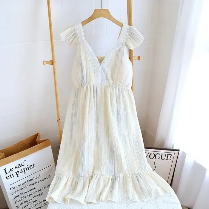 Robe de nuit en crêpe à manches volantes pour filles
