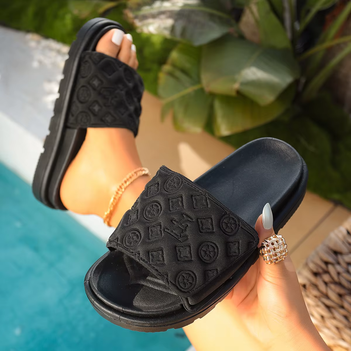 Chaussons pour femmes, plateforme, sandales plates tendance, été, extérieur, semelle épaisse, bout r