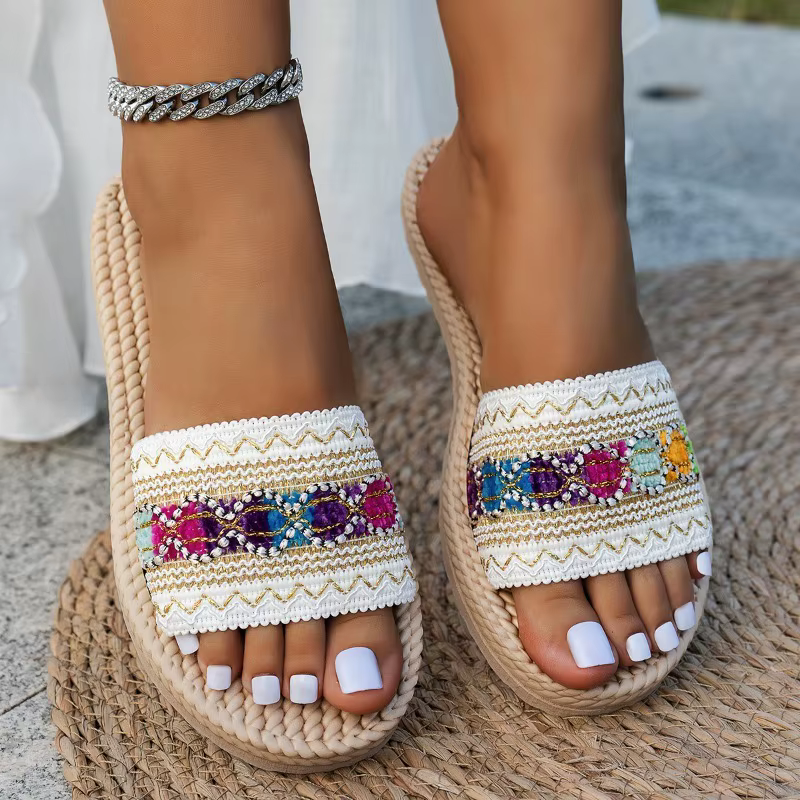 Sandales plates d'extérieur pour femmes, style bohème ethnique, grande taille, à pampilles, pour la 