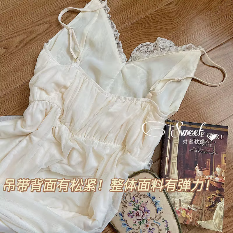 Chemise de nuit vintage en dentelle, style français, rétro, court, ultra-mince, col en V, super nick