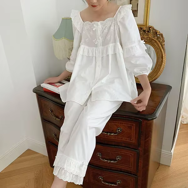 Ensemble de pyjama à col carré Lolita pour femme, pantalon long en Y brodé à volants, vêtements de n