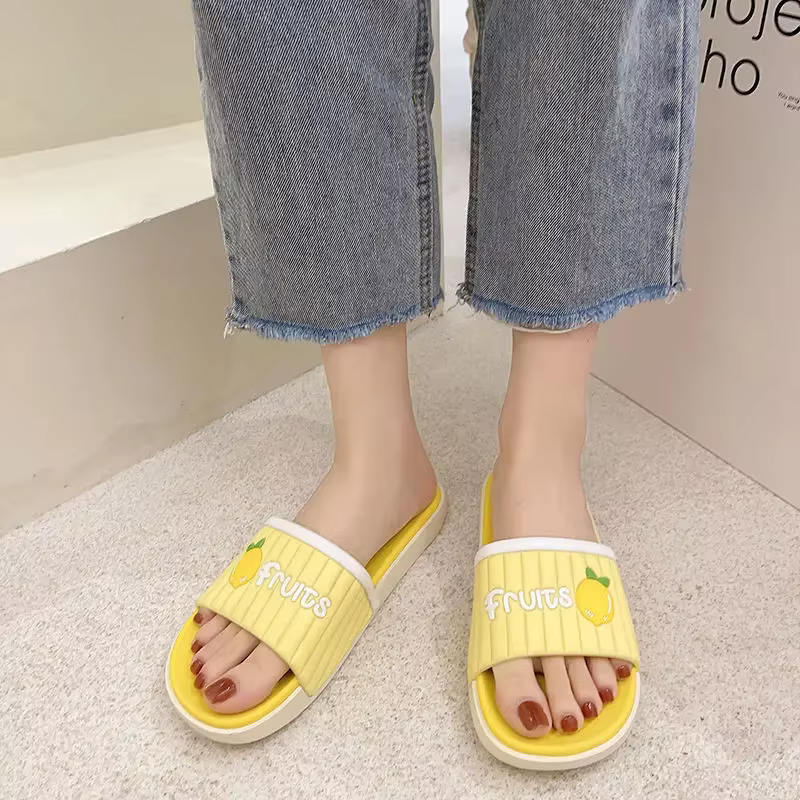 Pantoufle plate femme été nouveau 2025 maison intérieure confortable sandales mignonnes avec Promoti