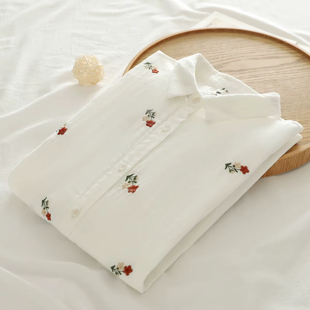 Vêtements d'automne pour femmes 2026, chemisier élégant en coton brodé de fleurs, chemises blanches 