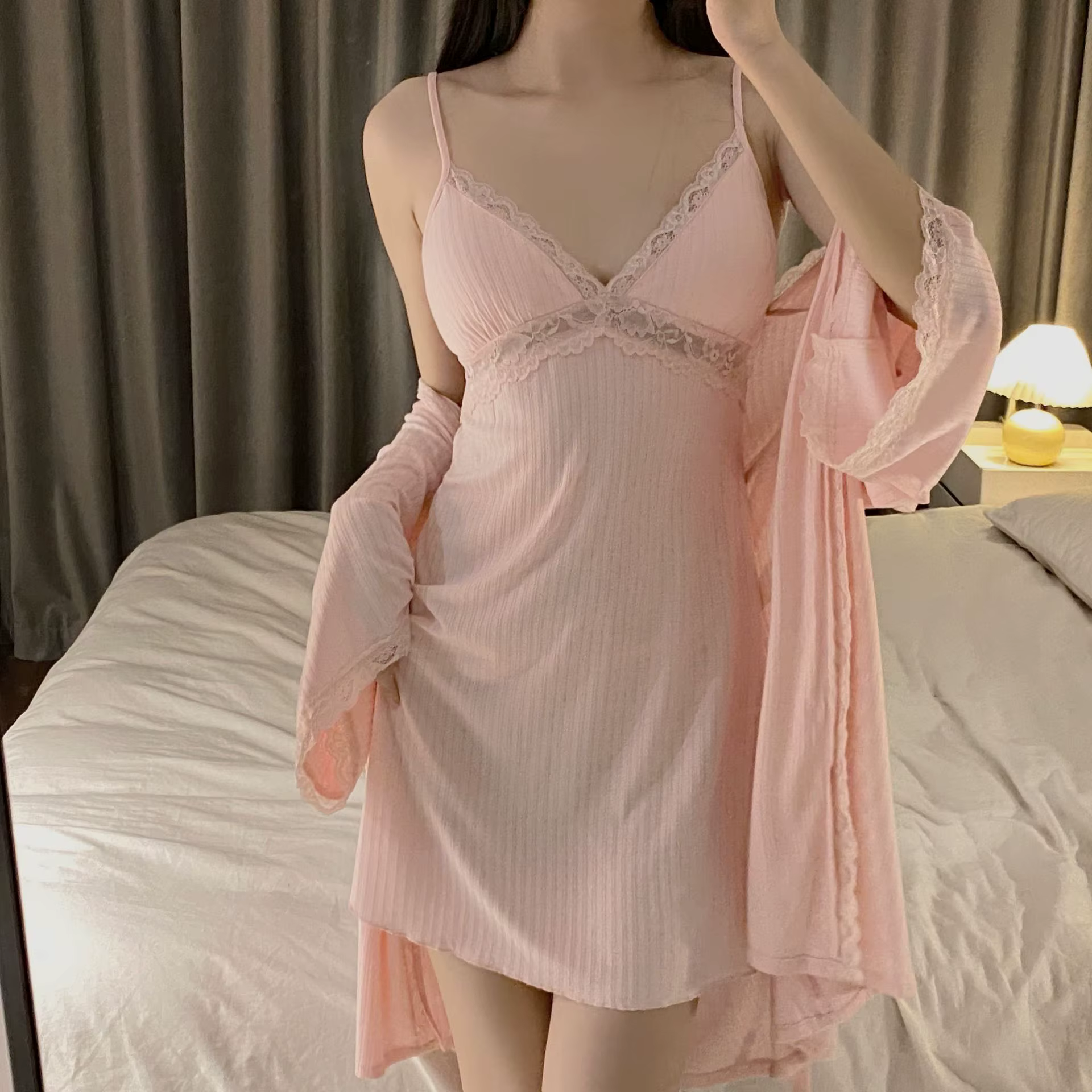 Pyjama femme, ensemble deux pièces, nuisette à bretelles, vêtements de détente simples, robe de nuit