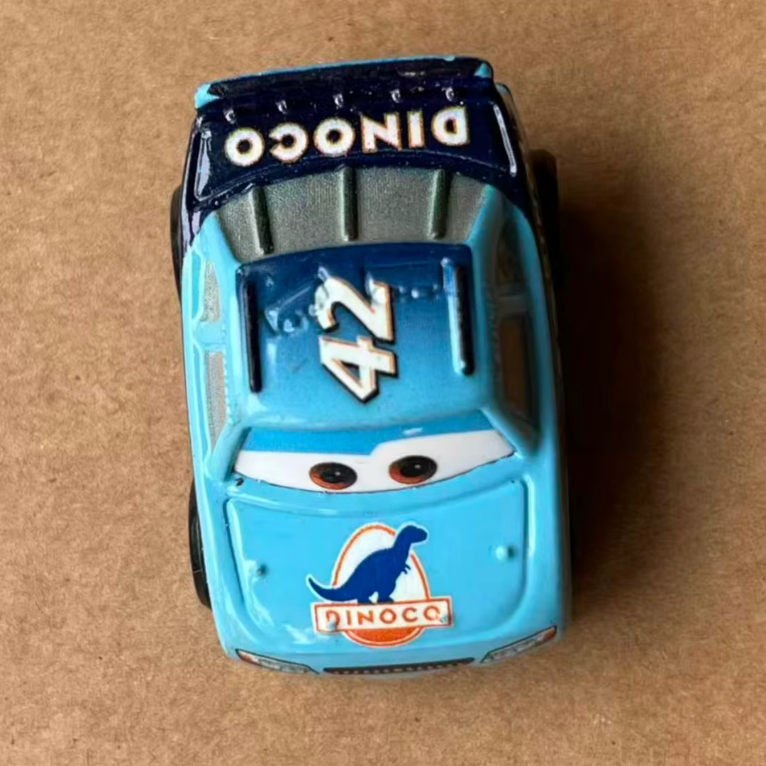 Disney Pixar Cars Mini modèle de voiture jouets à collectionner cadeau Original jouet voitures jaune