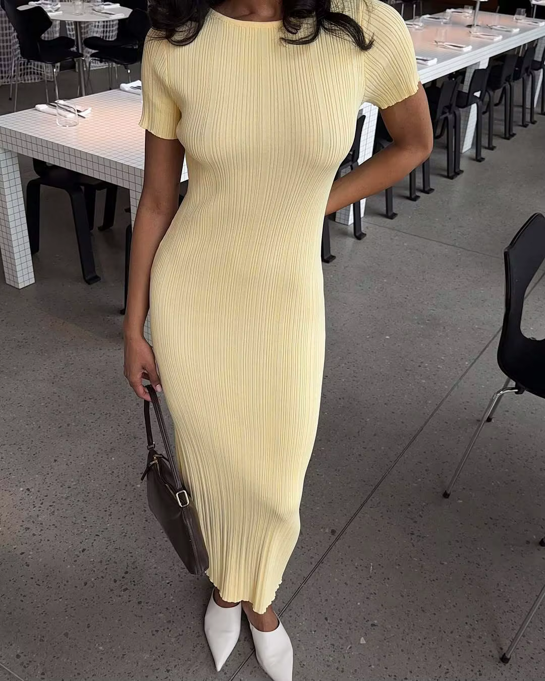 Robe longue tricotée pour femmes, col rond, couleur unie, manches courtes, taille haute, Slim Fit, M