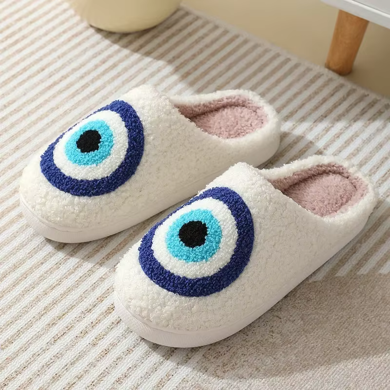 Maison floue pantoufle hommes mâle fantôme visage bleu mauvais œil maison chaussures en peluche hive