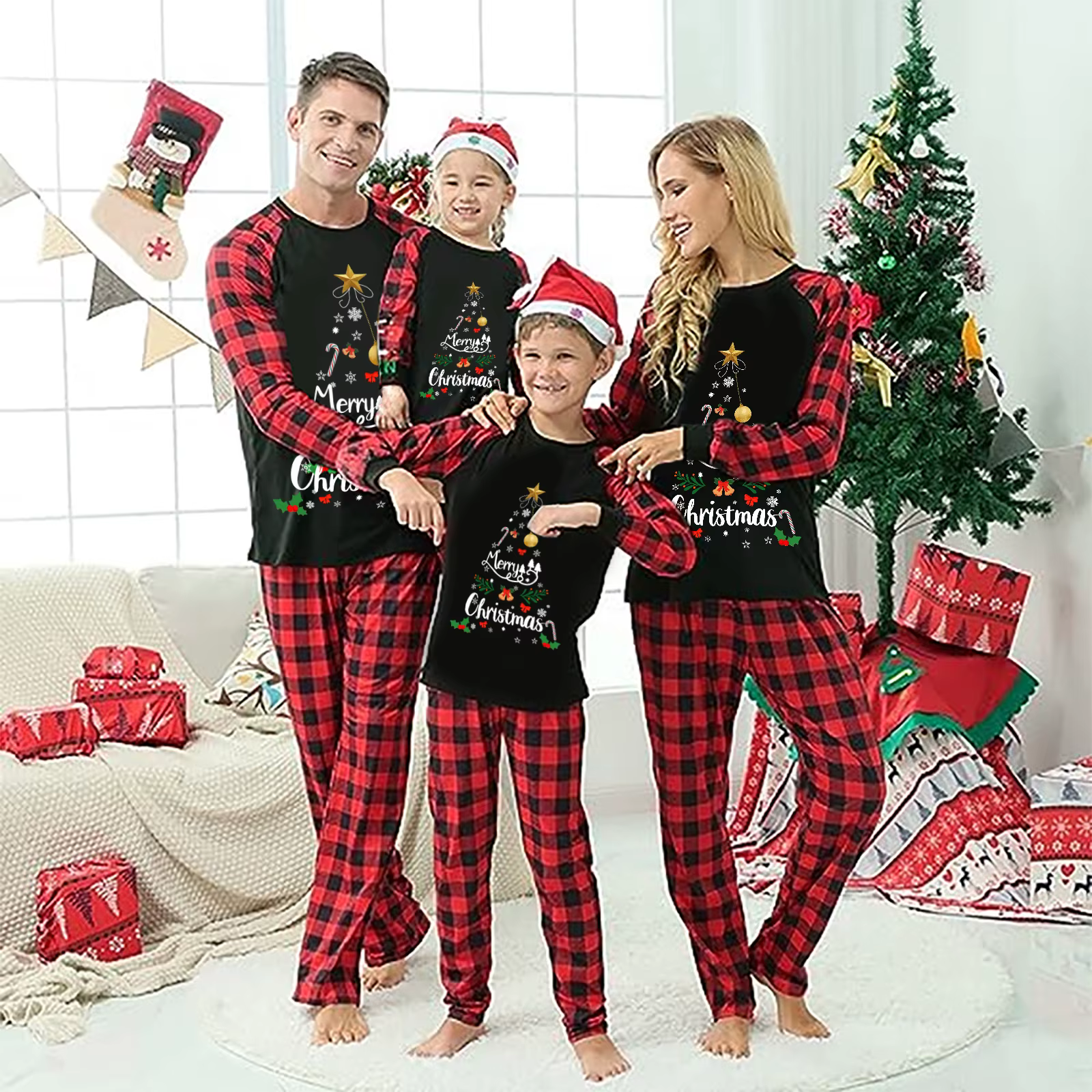 Pyjamas de Noël à la mode pour la famille